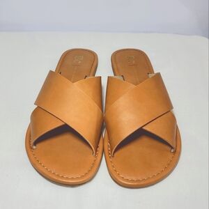 BC Footwear Women's Size 7.5 Tan Leather sandals.